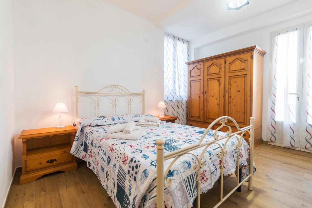 Camera Con Bagno Villa Isabel 칼라고노네 외부 사진