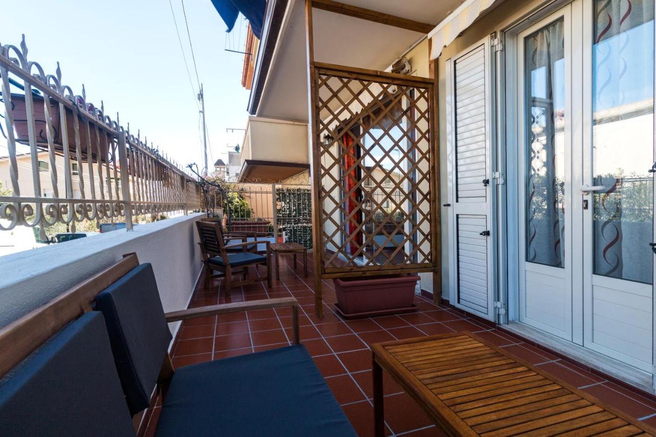 Camera Con Bagno Villa Isabel 칼라고노네 외부 사진